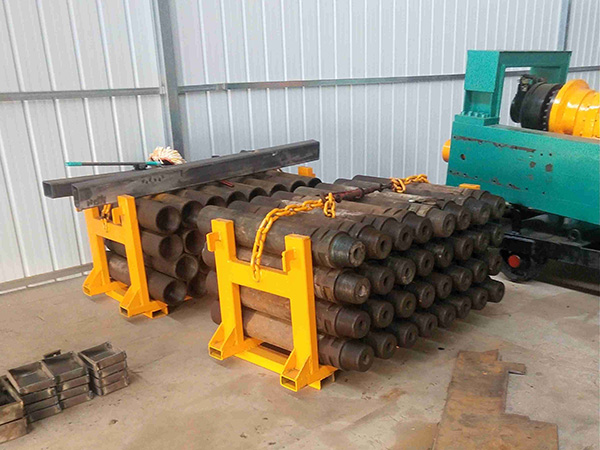 礦井通風孔施工設(shè)備